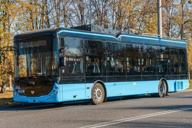 IMG_01 Тролейбус 9