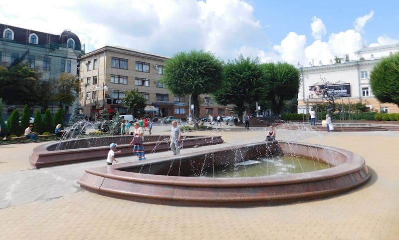 IMG_01 Площа Небесної Сотні