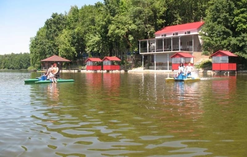 База відпочинку "Кльове місце"
