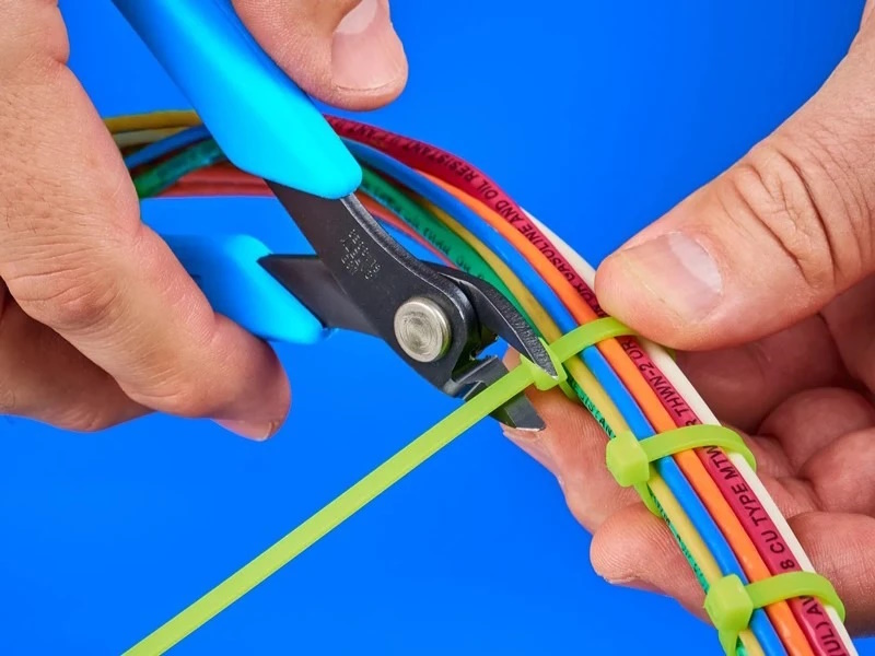 Кабельные стяжки