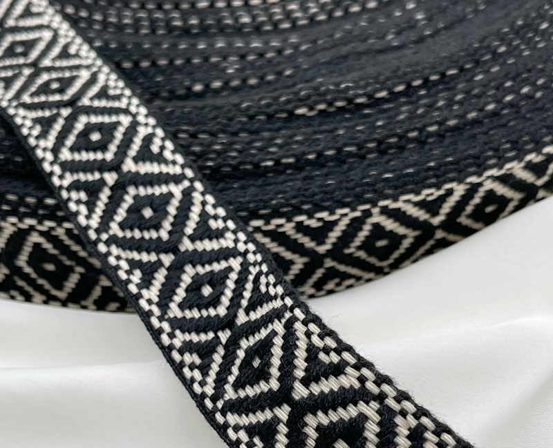 IMG_01 Жаккардовые тесьмы TE 224